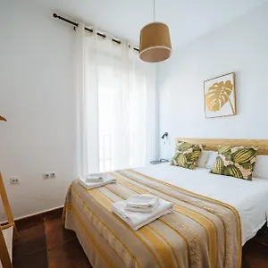 Homeyseville-lovely Duplex At Santa Cruz 10 Pax, Parking Optional Sevilla